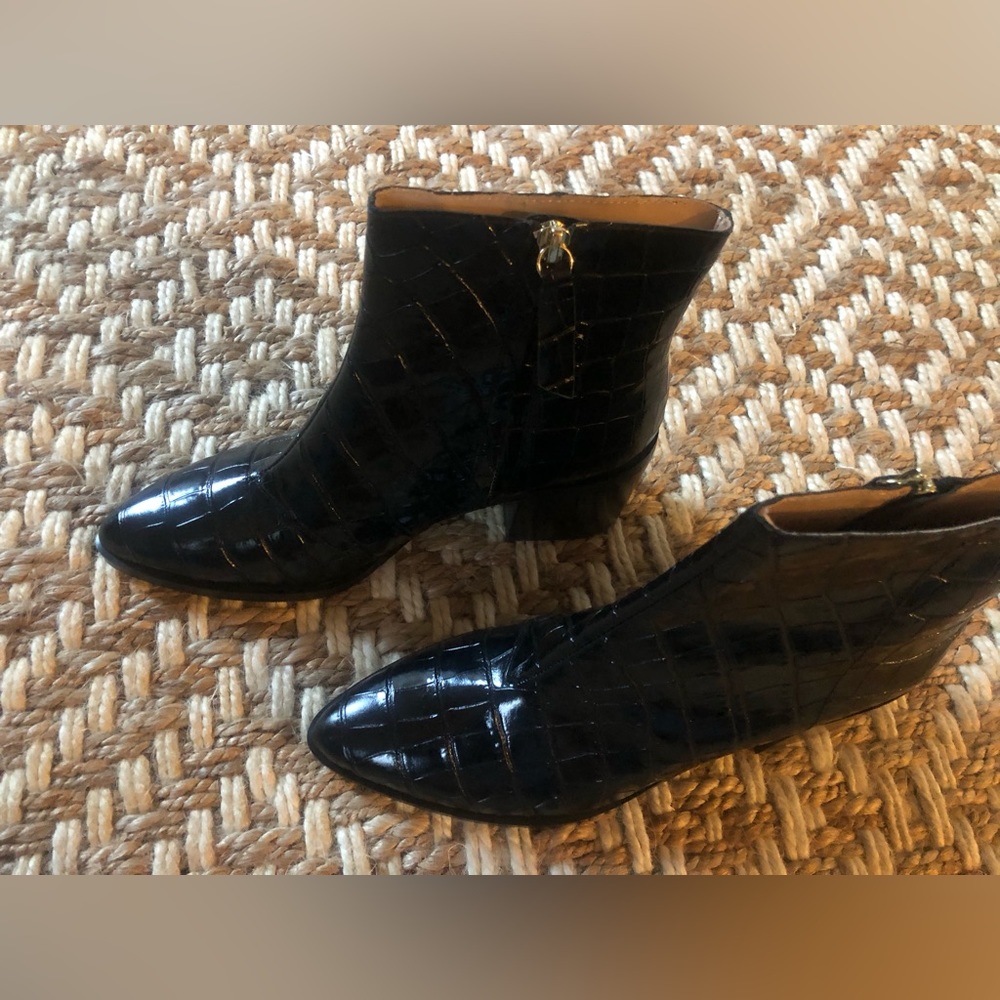 Brand new! &Otherstories croc embossed patent bootie